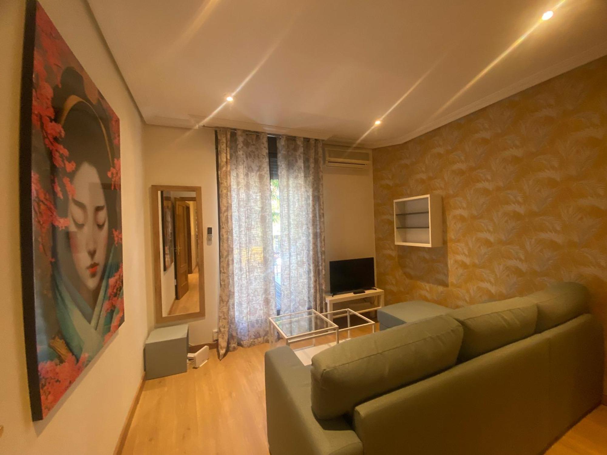 El Jardin Del Angel Ferrocarril Apartment Madrid Exterior photo